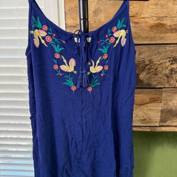 Blue embroidered tank top - Picture 1 of 8